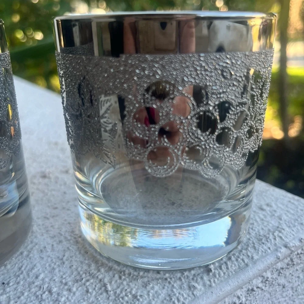 Silver Fade MCM Glasses Barware Embossed Ombré High Ball 4 In Tall Set of 2